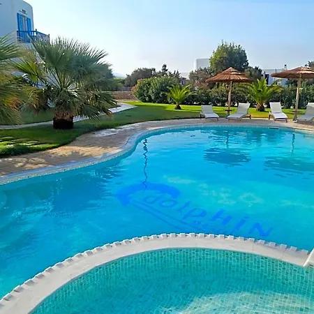 Dolphin Kastraki מלון